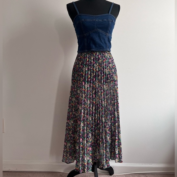 & OTHER STORIES sheer pleated midi skirt “US 4” - Picture 2 of 8